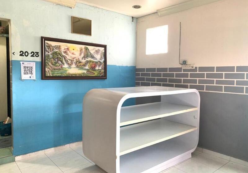 ホテル Oyo 90252 Penginapan Wahee