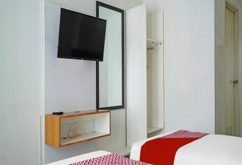 Hotel Oyo 90391 Gkitroom