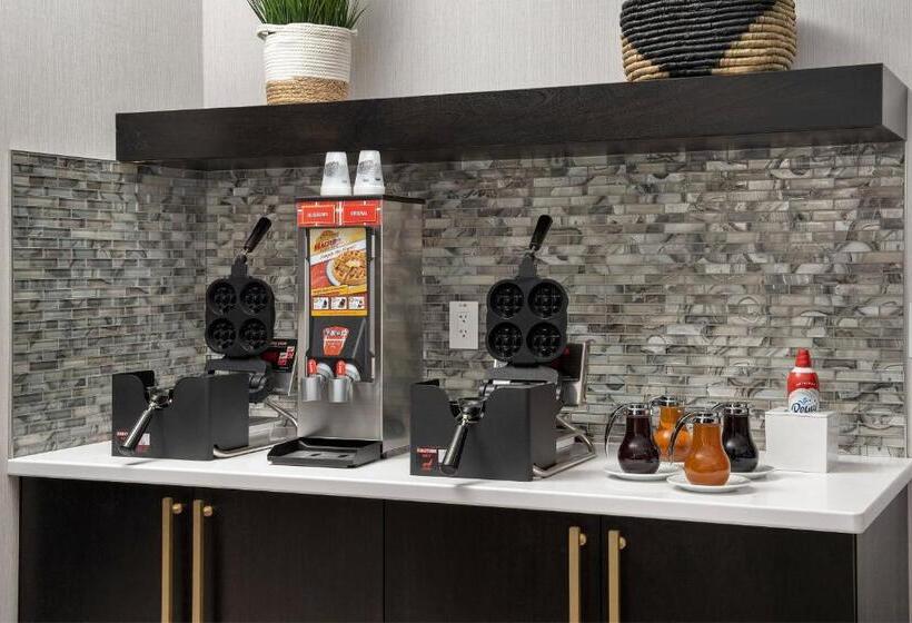 Отель Residence Inn By Marriott Bozeman Downtown