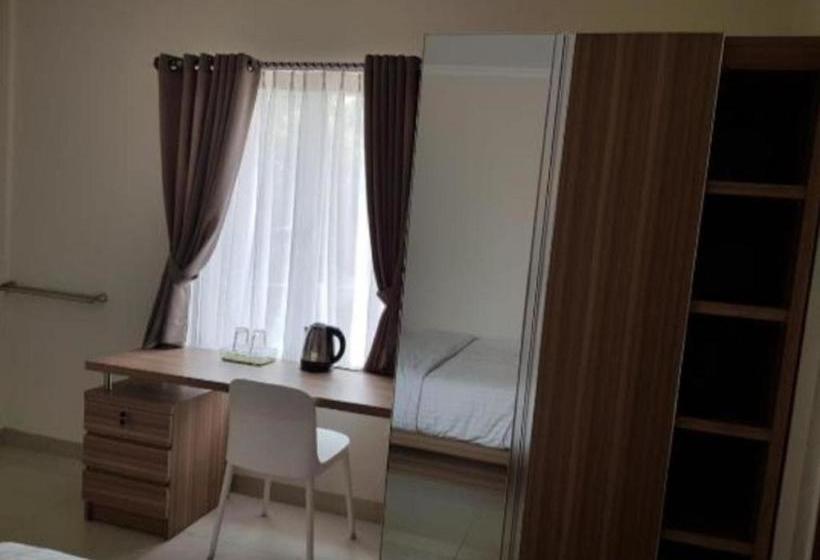 Panzió Doesnami Guesthouse Syariah