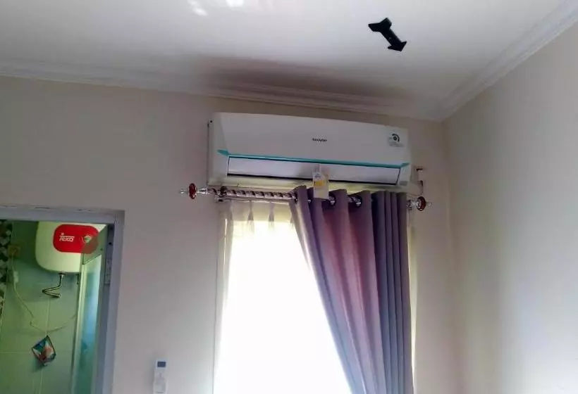 پانسیون Doesnami Guesthouse Syariah