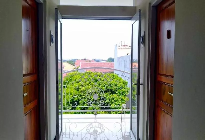 پانسیون Doesnami Guesthouse Syariah