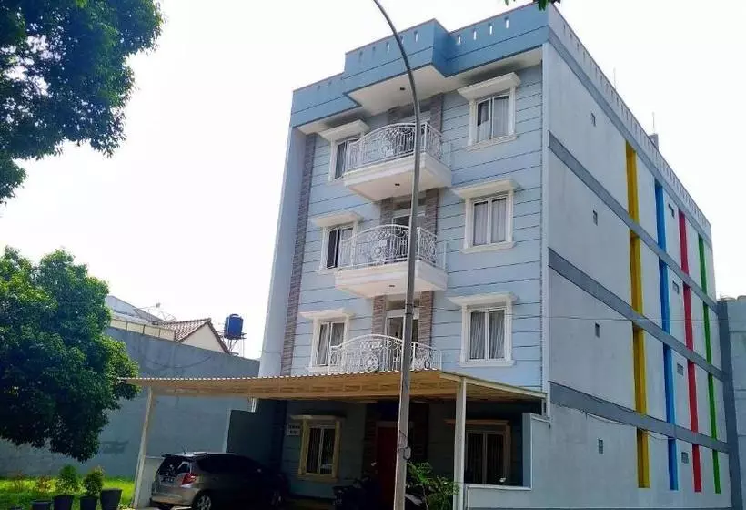 پانسیون Doesnami Guesthouse Syariah