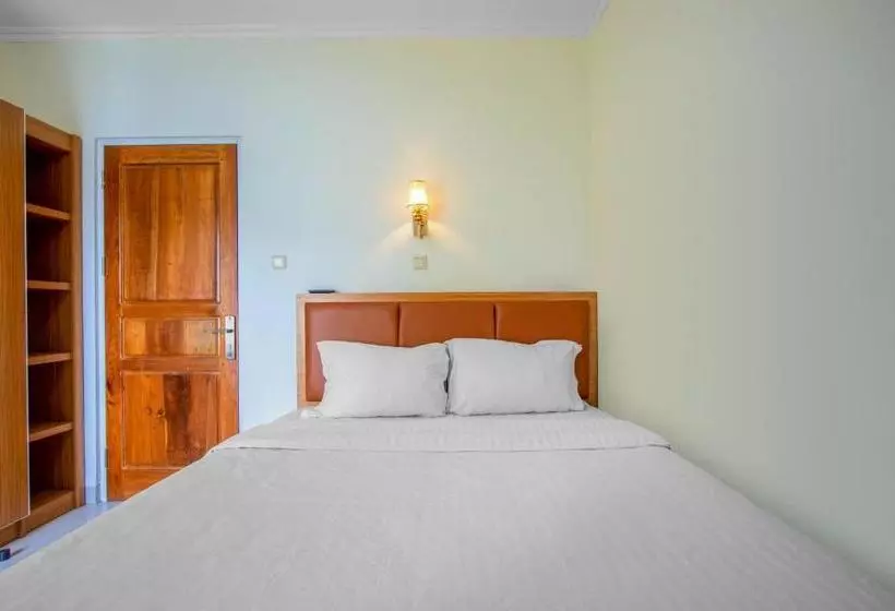 پانسیون Doesnami Guesthouse Syariah