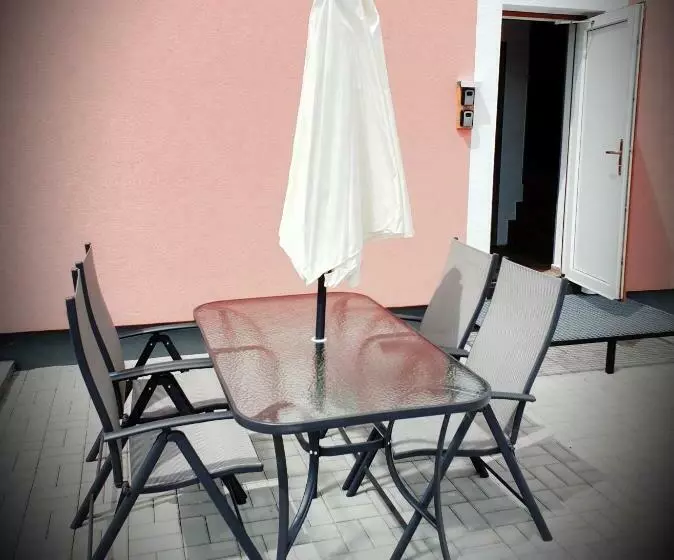 Majatalo Penzion Janoušek Motorsport český Krumlov