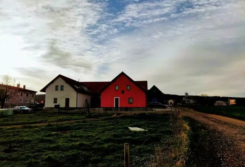 Majatalo Penzion Janoušek Motorsport český Krumlov