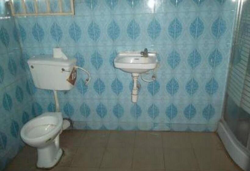 Pensión Room In Lodge Mckay Resort Suites