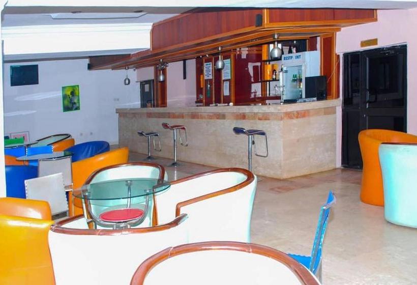 پانسیون Marble Arch S  Master Room