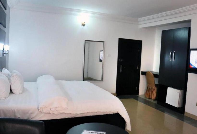 پانسیون Marble Arch S  Master Room