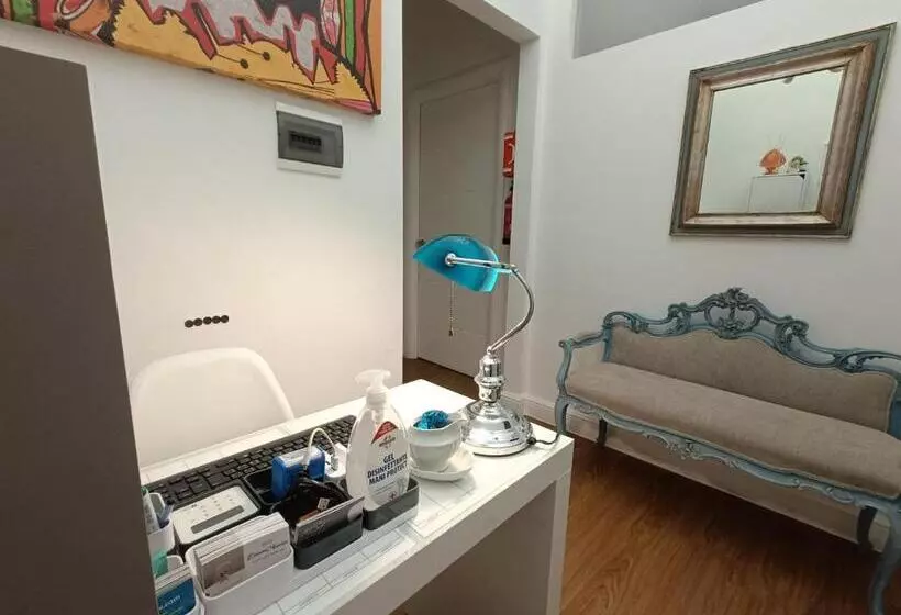 تختخواب و صبحانه Dimorapulia