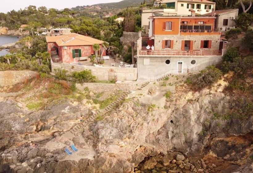 ベッドアンドブレックファースト Villa Flora Argentario