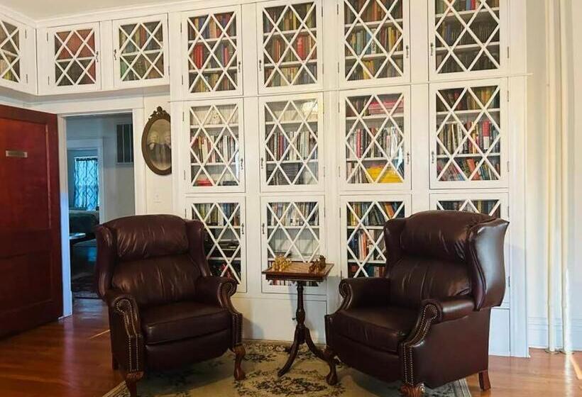 Historic 1912 Hoover House Bed And Breakfast