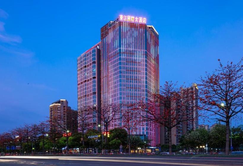 ホテル Dongjiang International