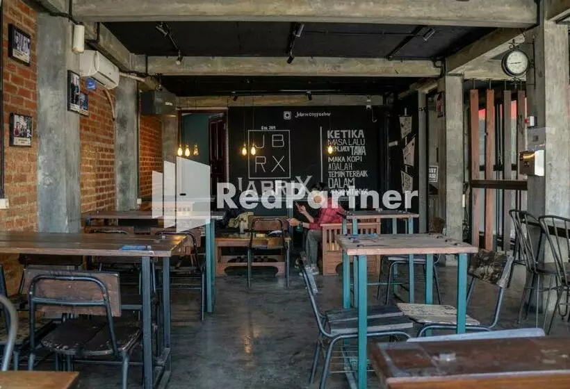 Jabrix Hotel Mitra Reddoorz