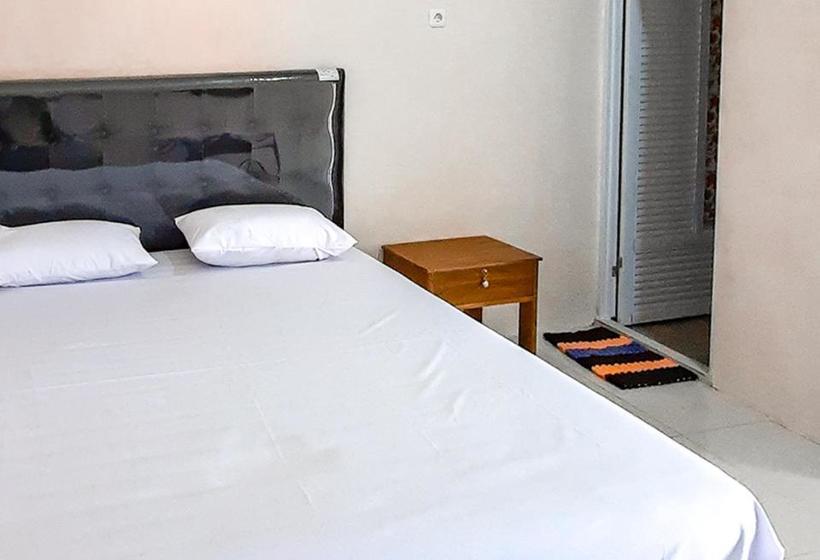 Hotel Sky In Homestay Syariah Near Rsud Sogaten