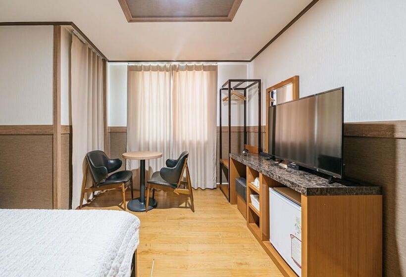 Jeju Central Park Residence