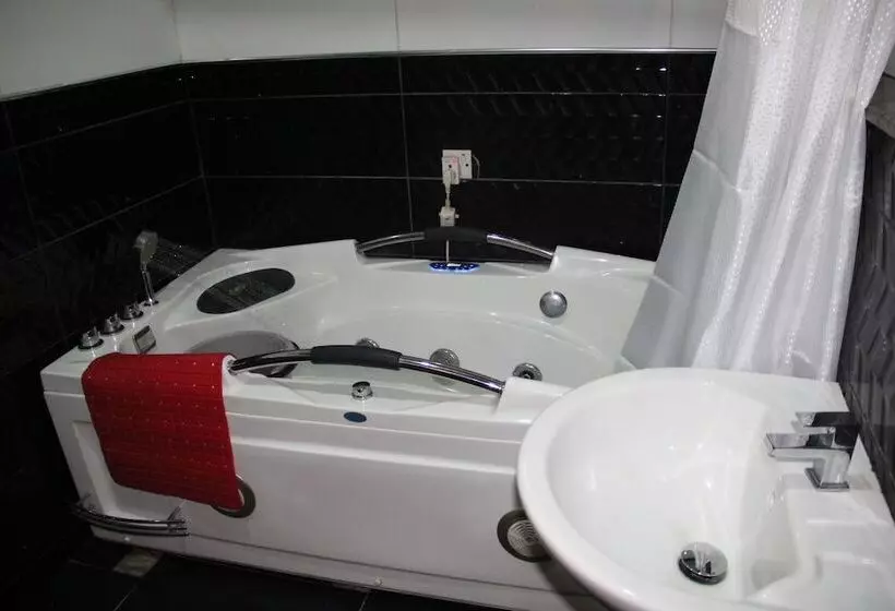 پانسیون Room In Lodge   Choice Gate Hotel Business Double