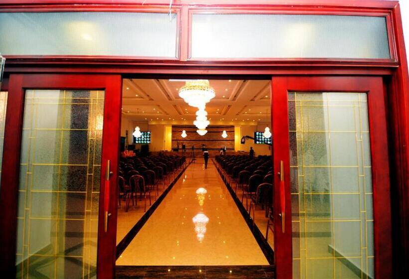 پانسیون Room In Lodge   World Lilies Hotel Events Place