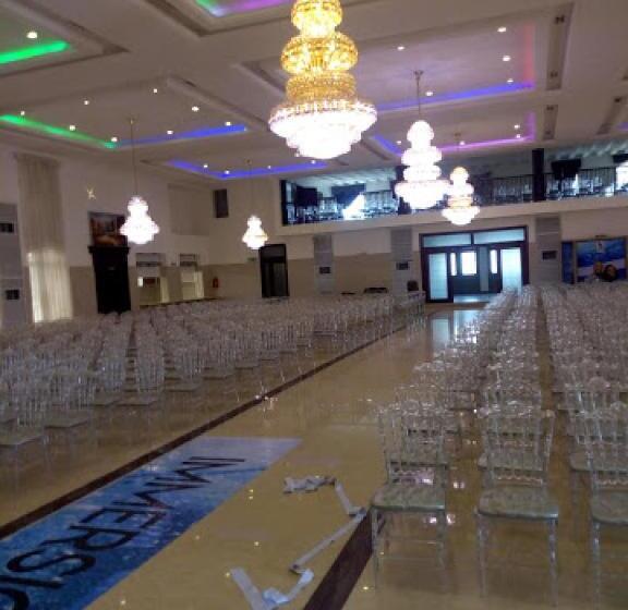 پانسیون Room In Lodge   World Lilies Hotel Events Place