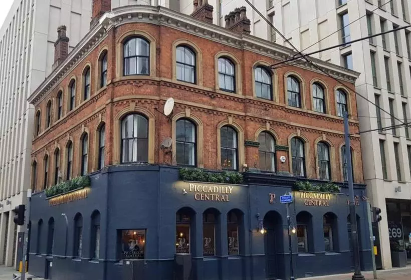 Hotelli Piccadilly Central