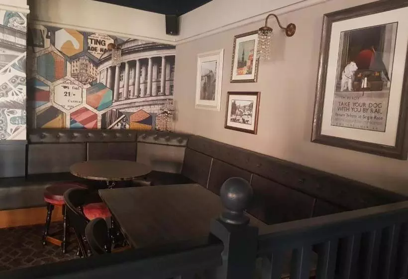 Hotelli Piccadilly Central