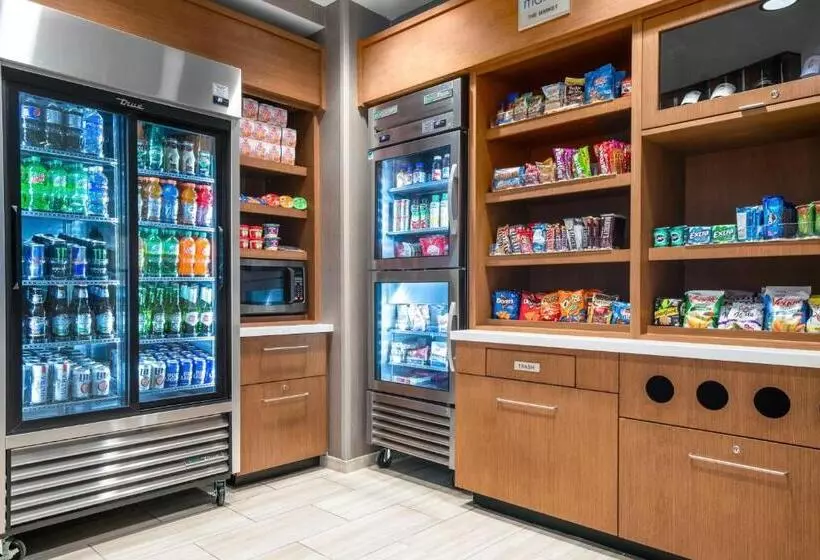 ホテル Springhill Suites By Marriott Charlotte Huntersville