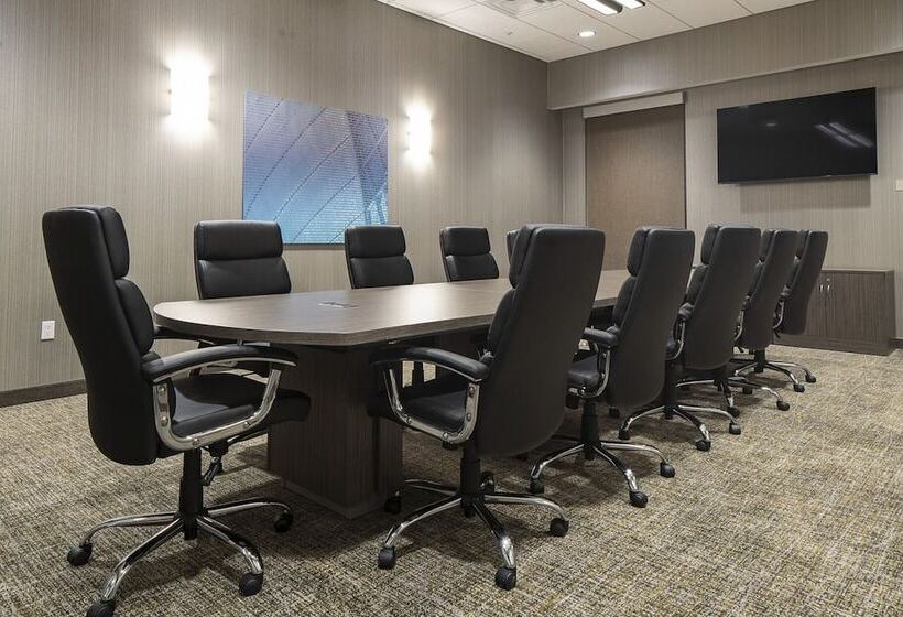 فندق Springhill Suites By Marriott Charlotte Huntersville