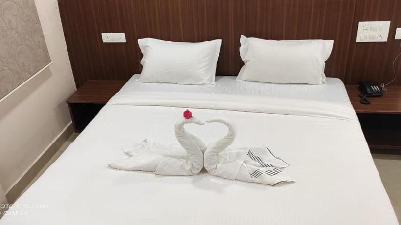 호텔 Aabil Palace Business