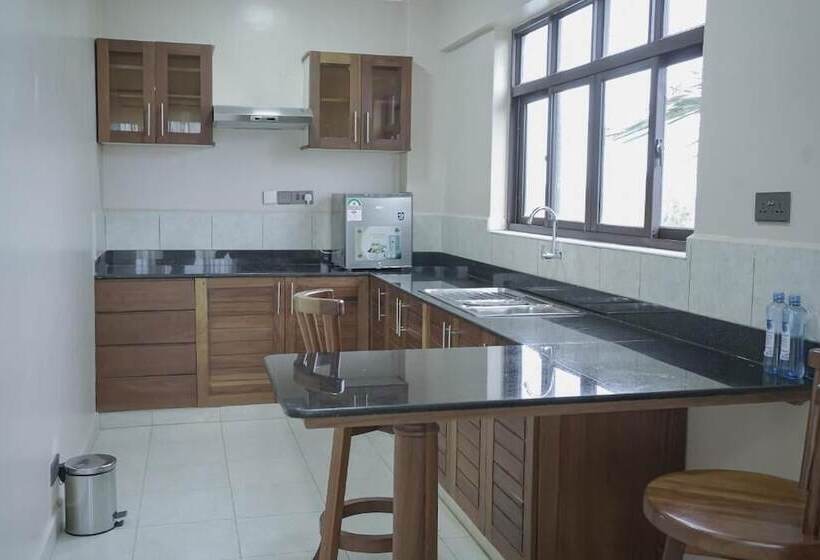 هتل Comster Mtwapa