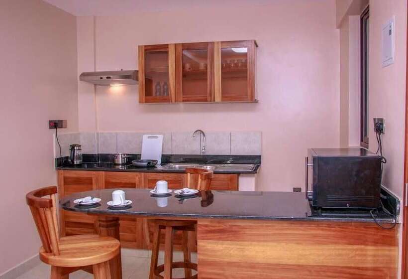 هتل Comster Mtwapa