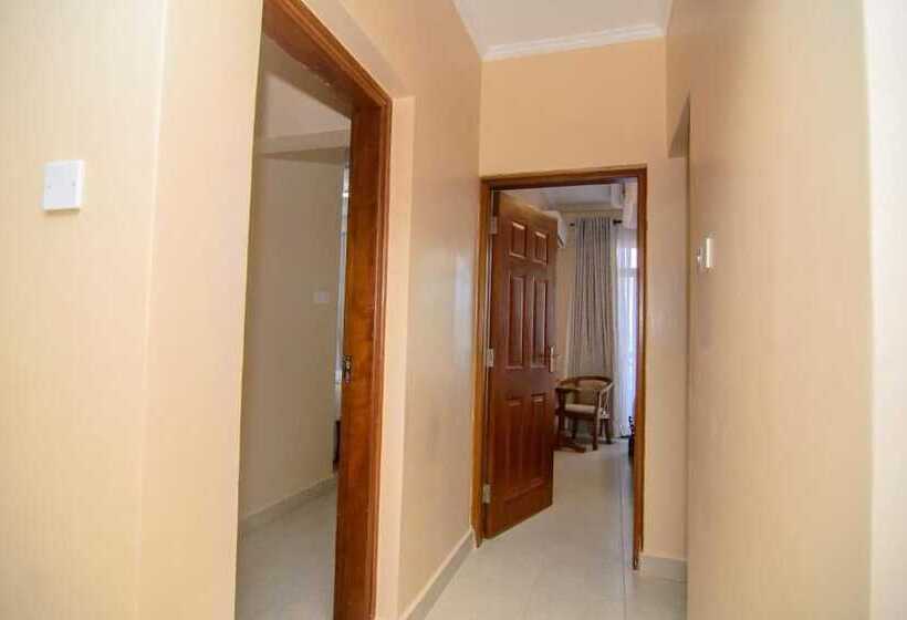 هتل Comster Mtwapa