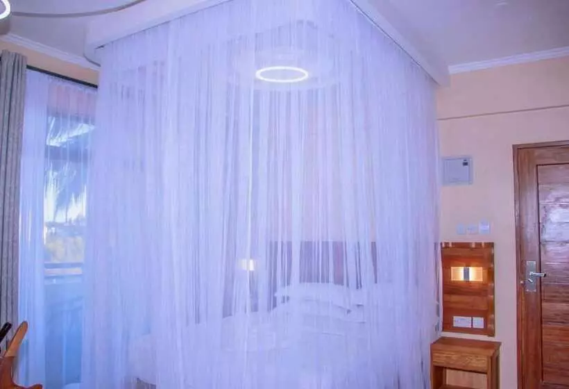 هتل Comster Mtwapa