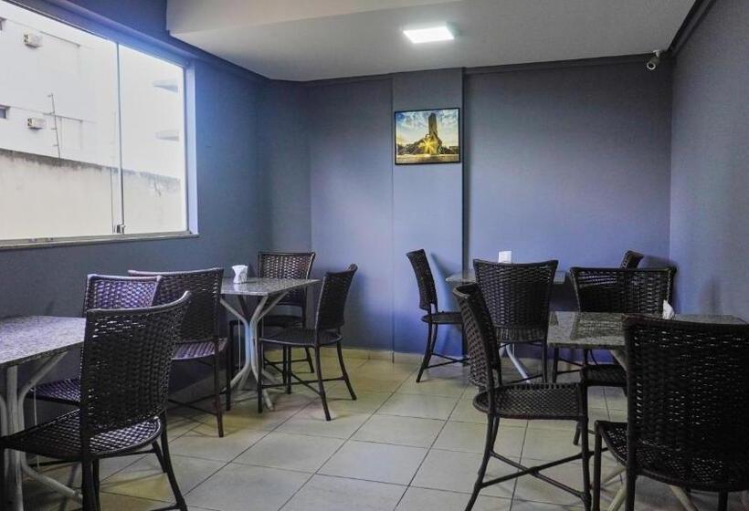 בית מלון כפרי Goiânia Executive