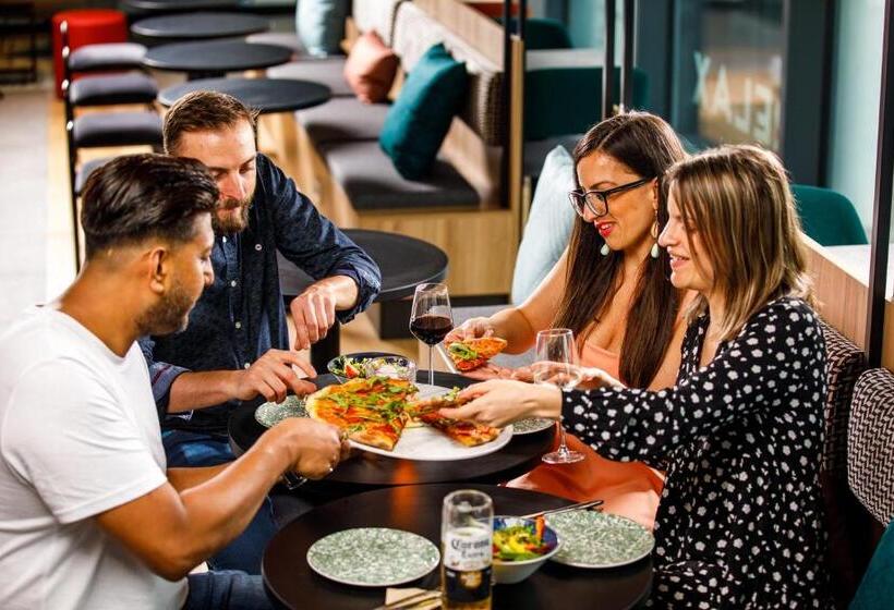 فندق Ibis London Sutton Point