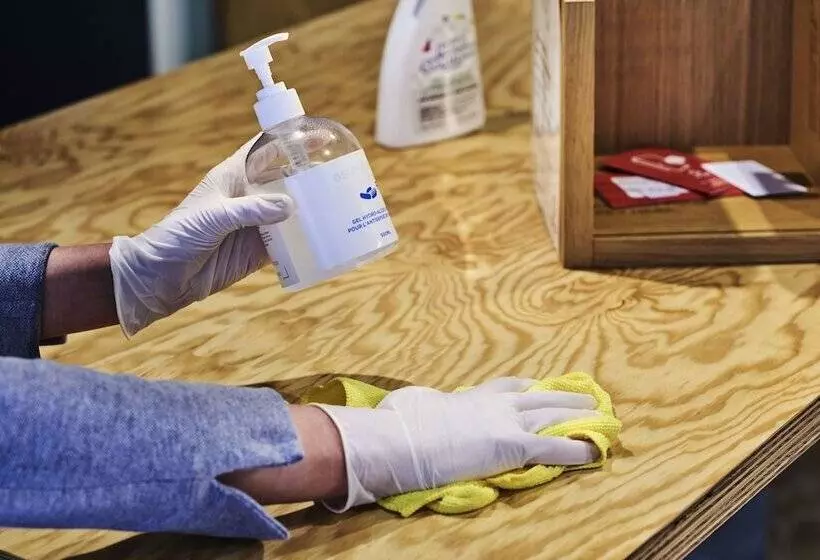 ホテル Ibis London Sutton Point