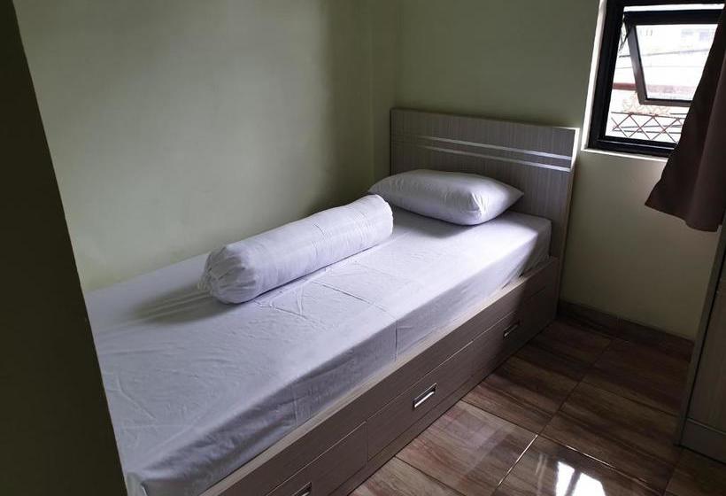 בית מלון כפרי Koolkost @ Jalan Urip Sumoharjo Makassar