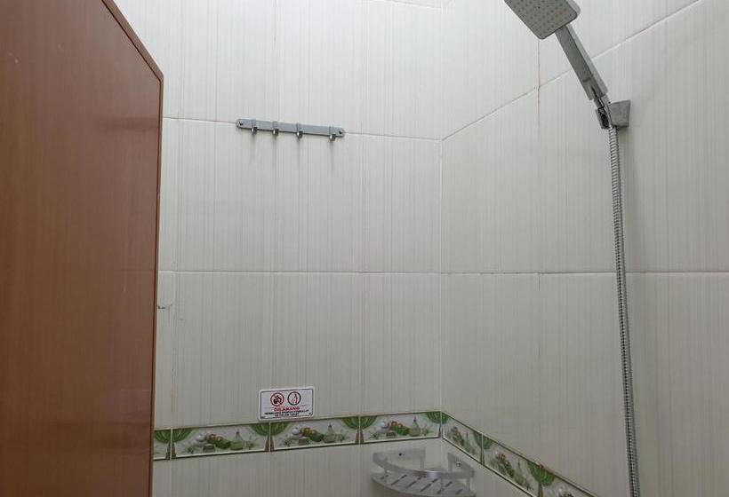 בית מלון כפרי Koolkost @ Jalan Urip Sumoharjo Makassar