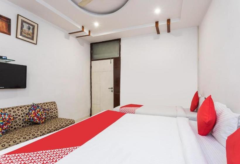 ホテル Oyo Flagship 80138  Sr