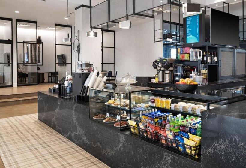 Sheraton Flowood The Refuge Hotel & Conference Center