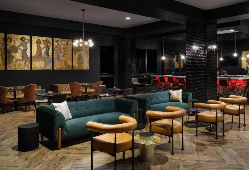 Sheraton Flowood The Refuge Hotel & Conference Center