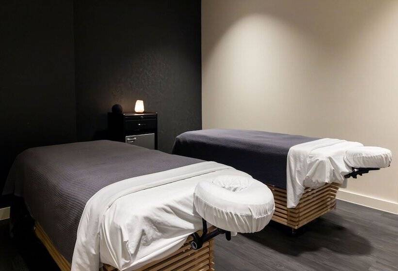 Sheraton Flowood The Refuge Hotel & Conference Center