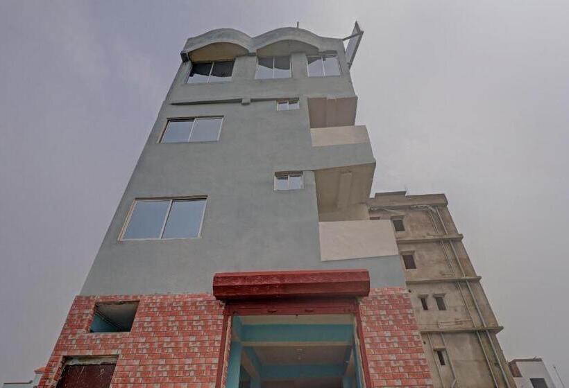 酒店 Spot On 76527 Desh Premi Guest House