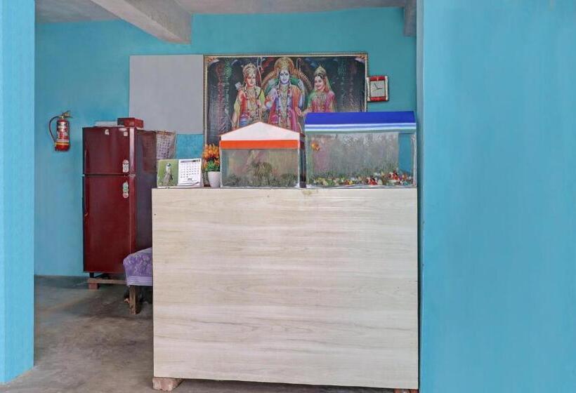 酒店 Spot On 76527 Desh Premi Guest House