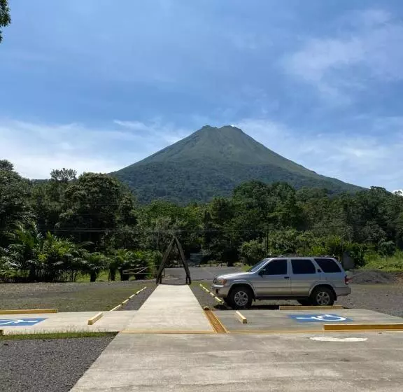 هتل Termales Del Arenal