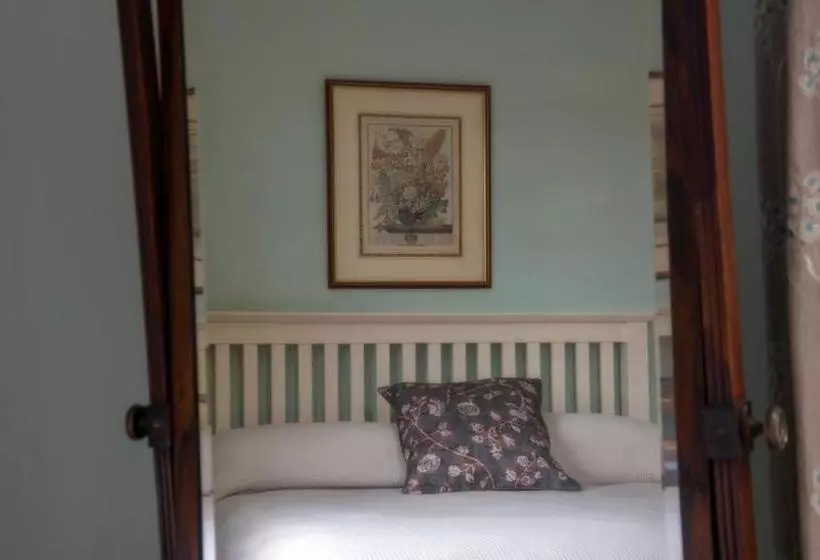 ホテル The Arundell