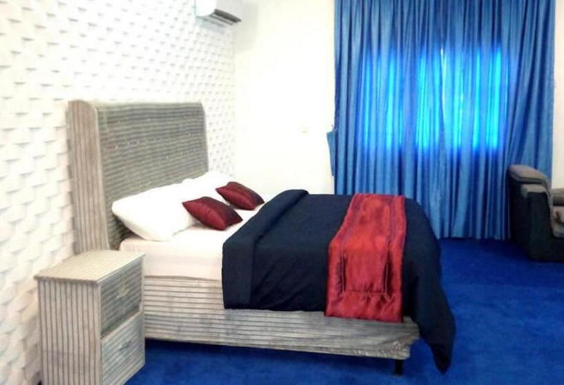 پانسیون Room In Lodge Adanma Hotel And Suites