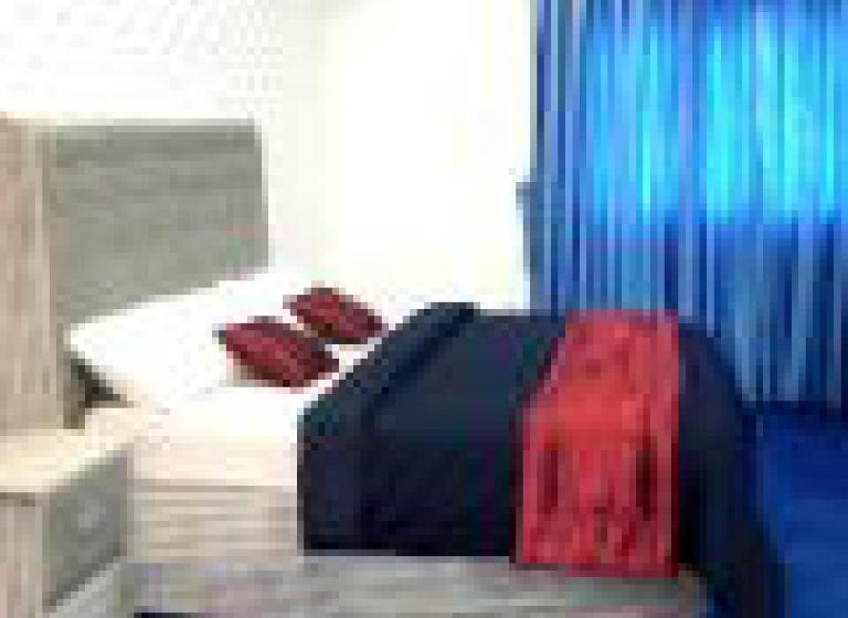 پانسیون Room In Lodge Adanma Hotel And Suites