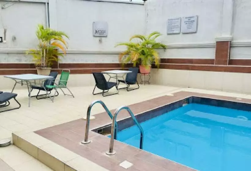 پانسیون The Carlton Gate