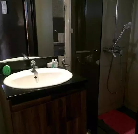 پانسیون The Carlton Gate