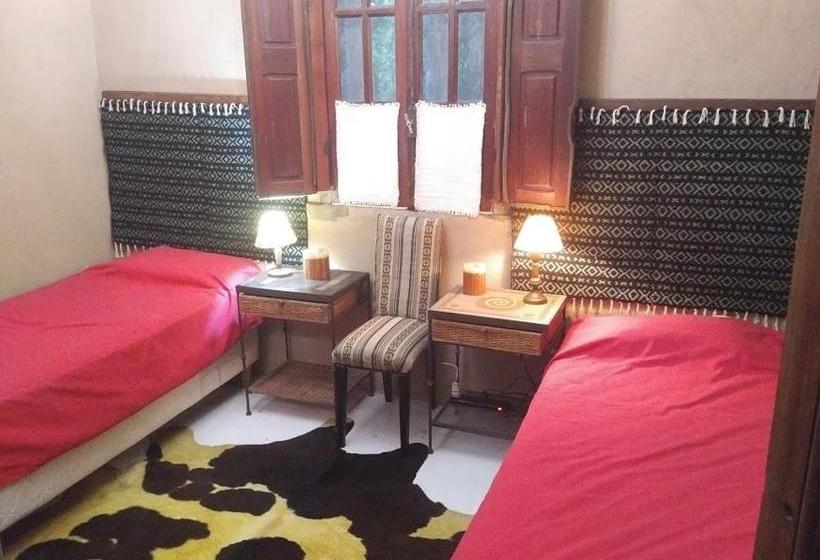 مبيت وإفطار Estancia La Dulce   Casa Principal Casco